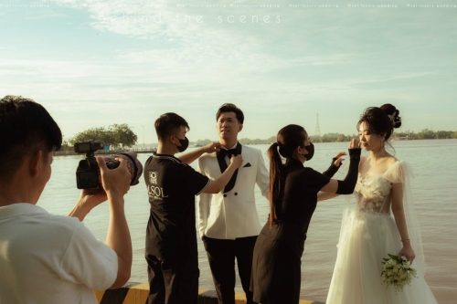 ĐỘI NGŨ EKIP NHIỆT TÌNH TẬN TÂN & CHUYÊN NGHIỆP