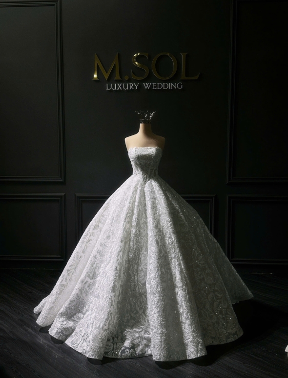 ​​​​VÁY LUXURY L11