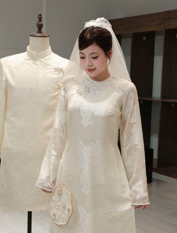 ÁO DÀI CÔ DÂU AD 12